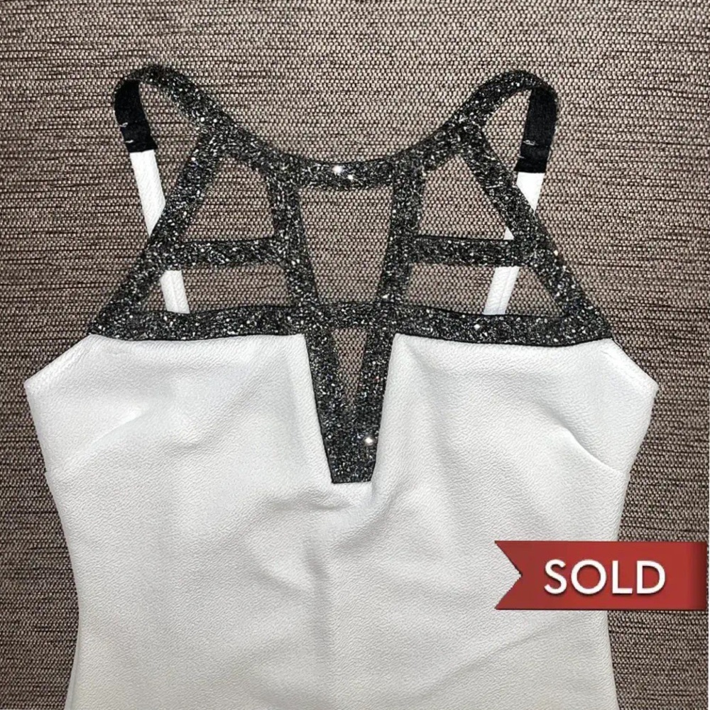 Charlotte Russe White and gray sparkly geometric moon rock mini cocktail dress! - Picture 1 of 15
